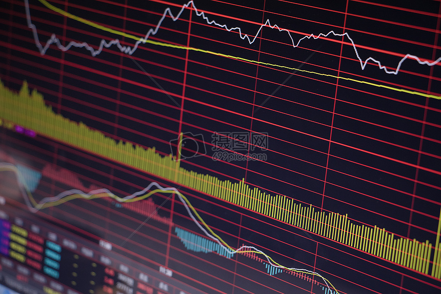 媒体报道:特斯拉(TSLA.US)机器人产量远未达标,承诺年底前生产5000台,现仅有几百台